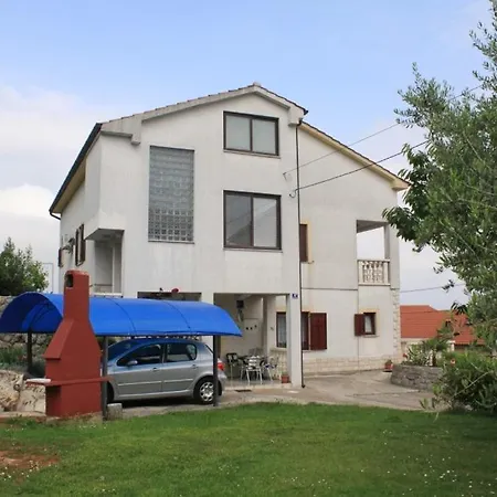 Appartement With A Parking Space - Pobri, - 7851 Opatija
